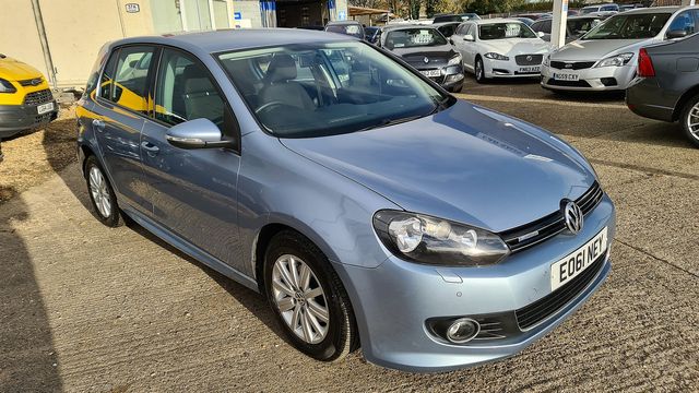 VOLKSWAGEN Golf BlueMotion TDI 1.6 105 PS (2011) for sale  in Peterborough, Cambridgeshire | Autobay Cars - Picture 3