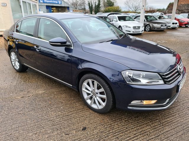 VOLKSWAGEN Passat Executive TDI 2.0 140 PS BMT (2014) - Picture 3