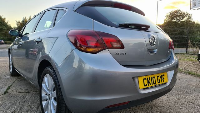 VAUXHALL Astra SE 1.6i 16v VVT (2010) for sale  in Peterborough, Cambridgeshire | Autobay Cars - Picture 16
