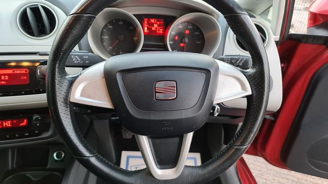 SEAT Ibiza ST 1.6 TDI CR 105PS Sport (2011) - Picture 40