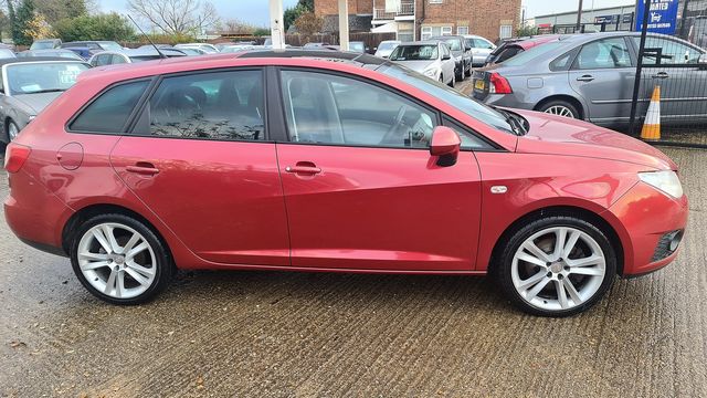 SEAT Ibiza ST 1.6 TDI CR 105PS Sport (2011) - Picture 4