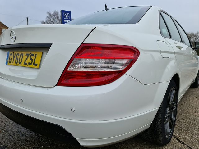 MERCEDES C-Class C 220 CDI BlueEFFICIENCY Executive SE AT (2010) for sale  in Peterborough, Cambridgeshire | Autobay Cars - Picture 12