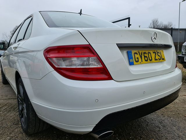 MERCEDES C-Class C 220 CDI BlueEFFICIENCY Executive SE AT (2010) for sale  in Peterborough, Cambridgeshire | Autobay Cars - Picture 13