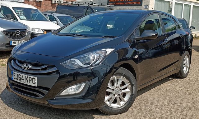HYUNDAI i30 1.4 100PS Active (2014) - Picture 1