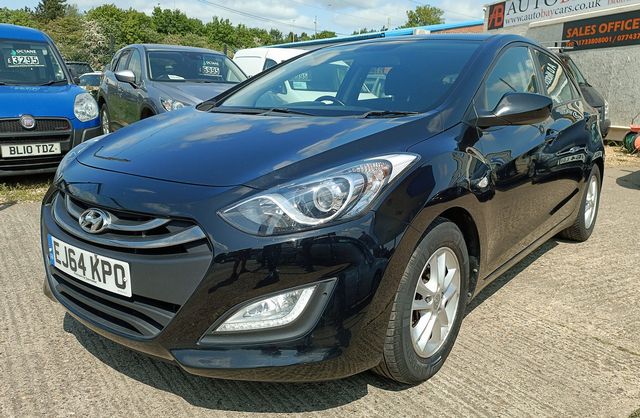 HYUNDAI i30 1.4 100PS Active (2014) - Picture 9