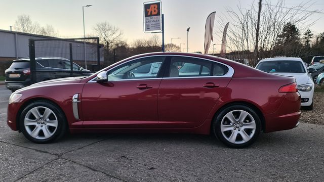 JAGUAR XF 3.0 litre V6 Premium Luxury (2008) - Picture 8