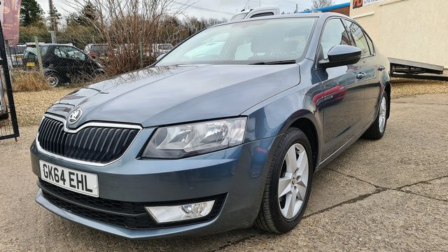 SKODA Octavia SE 1.6 TDI CR 105PS DSG (2014) - Picture 12