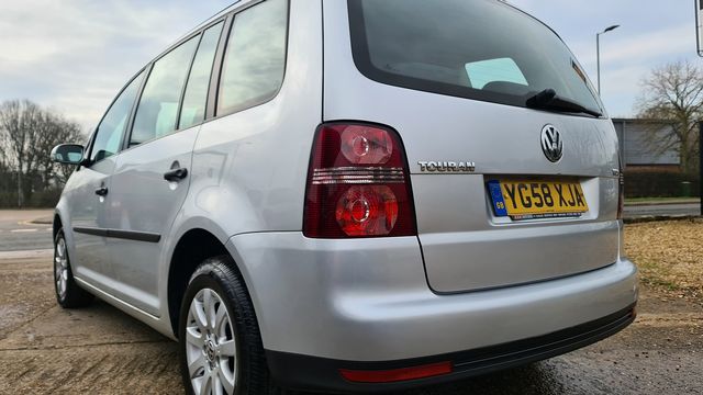 VOLKSWAGEN Touran S 1.9 TDI 105PS (2008) - Picture 18