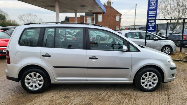 VOLKSWAGEN Touran S 1.9 TDI 105PS (2008) - Picture 7