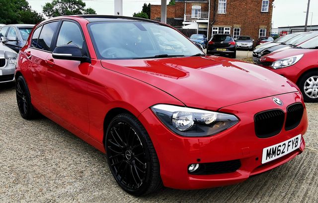 BMW 1 Series 114i Sport (2013) - Picture 13