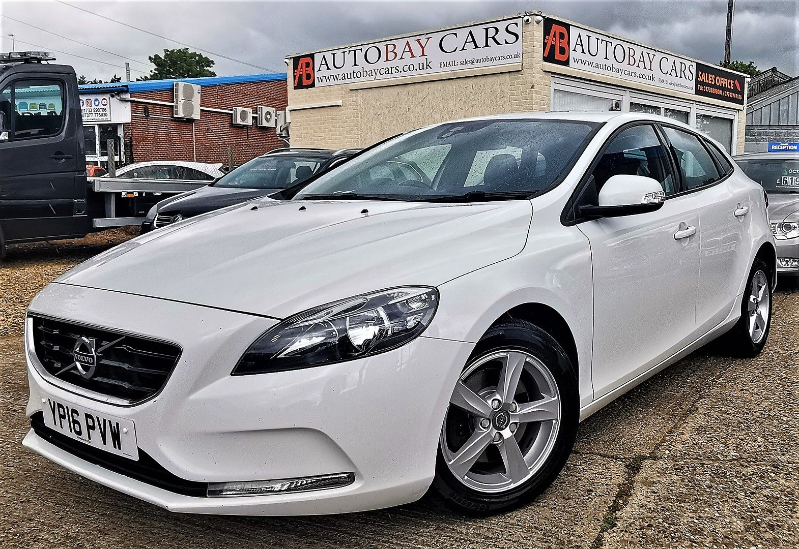 VOLVOV40D2 ES for sale