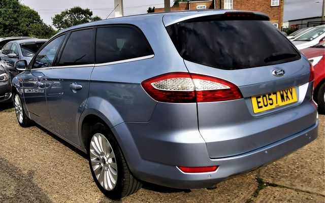 FORD Mondeo Titanium X 1.8TDCi 125 6 Speed (2007) - Picture 5