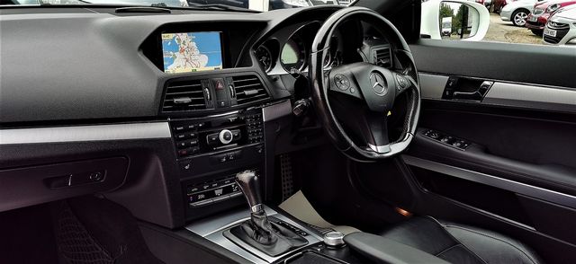 MERCEDES E-Class E350 CDI Sport (2009) - Picture 10