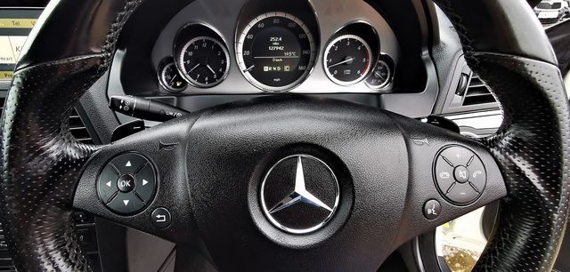 MERCEDES E-Class E350 CDI Sport (2009) - Picture 12