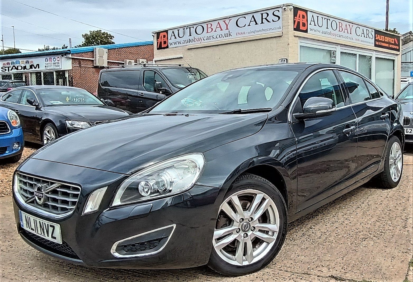 VOLVOS60T4 (180 ps) SE Lux Start/Stop for sale