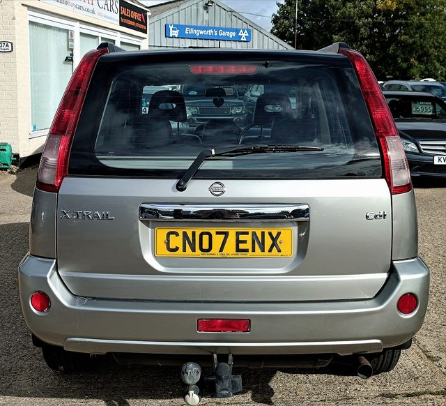 NISSAN X-Trail 2.2 16V Aventura 4x4 (2007) - Picture 6