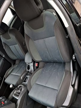 CITROEN C4 VTi 120 VTR+ (2013) - Picture 14