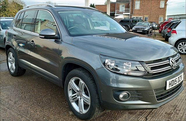 VOLKSWAGEN Tiguan Match TDI 4MOTION BMT 2.0 150 PS DSG (2015) - Picture 15