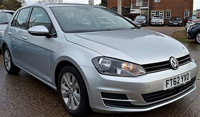 VOLKSWAGEN Golf SE TDI BlueMotion Tech 1.6 105 PS DSG (2013) - Picture 12