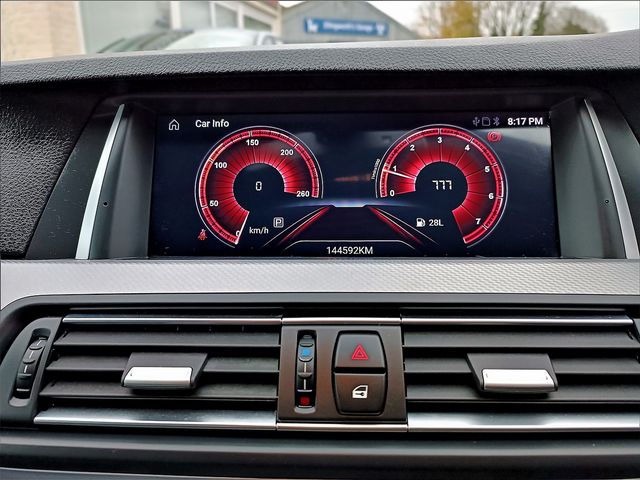 BMW 5 Series 525d M Sport (2012) - Picture 12