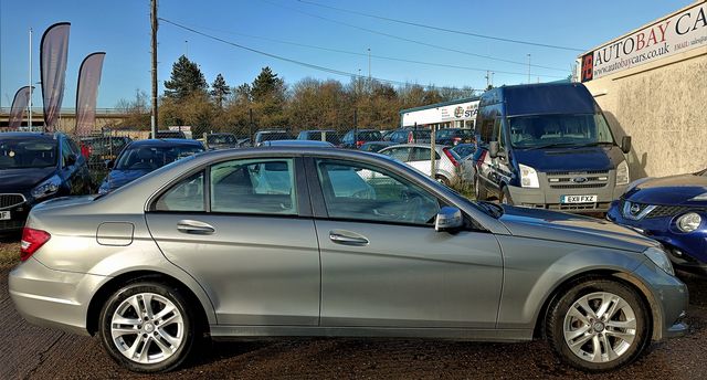 MERCEDES C-Class C 220 CDI BlueEFFICIENCY Executive SE (2012) - Picture 11