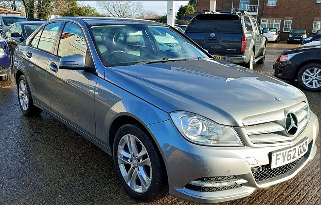 MERCEDES C-Class C 220 CDI BlueEFFICIENCY Executive SE (2012) - Picture 13