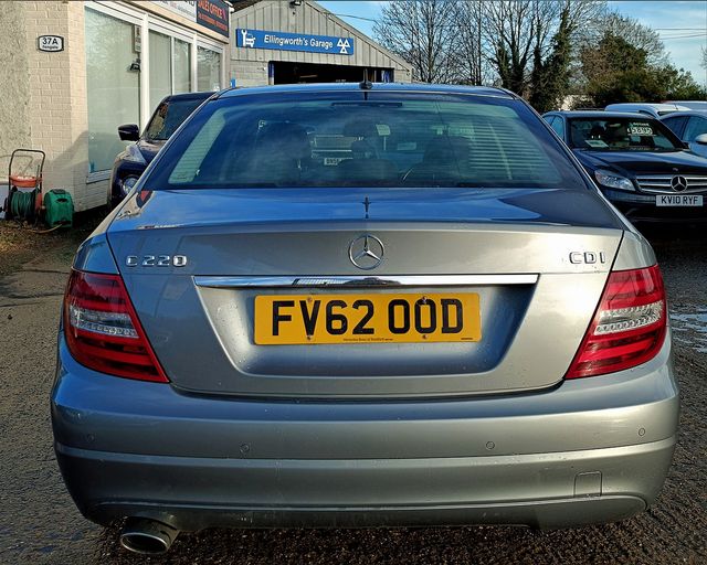 MERCEDES C-Class C 220 CDI BlueEFFICIENCY Executive SE (2012) - Picture 7