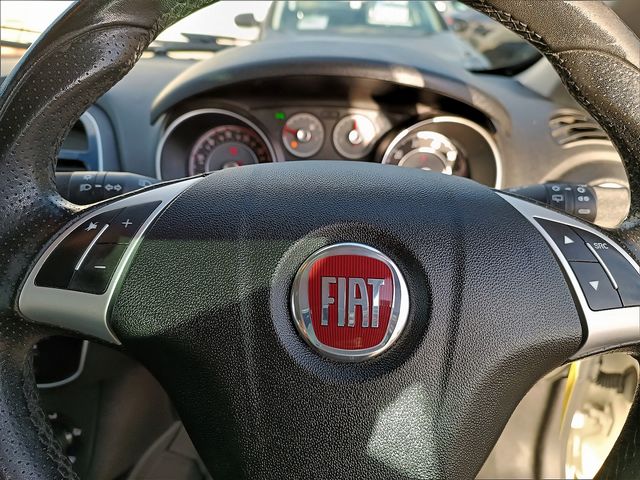 FIAT Punto 1.4 8v GBT (2012) - Picture 8