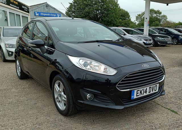 FORD Fiesta Zetec 1.0T EcoBoost 100PS Start/Stop (2014) - Picture 3