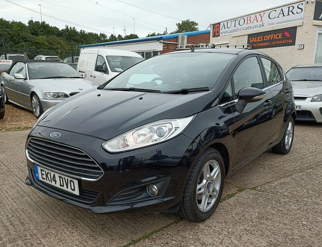 FORD Fiesta Zetec 1.0T EcoBoost 100PS Start/Stop (2014) - Picture 8