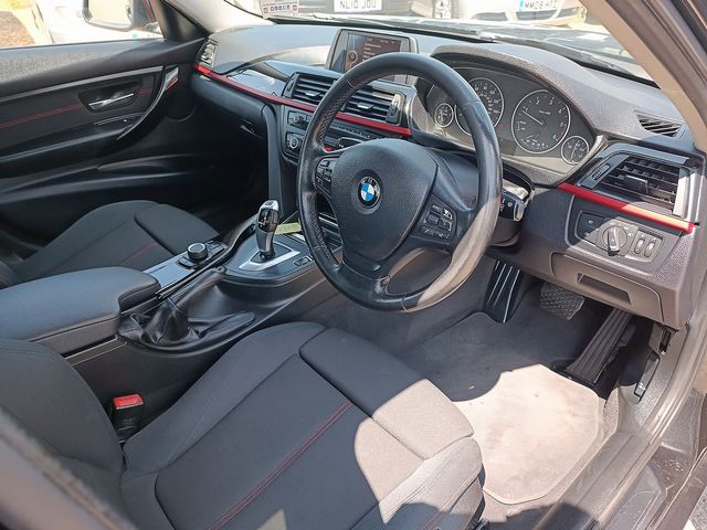 BMW 3 Series 320d SE (2012) - Picture 26