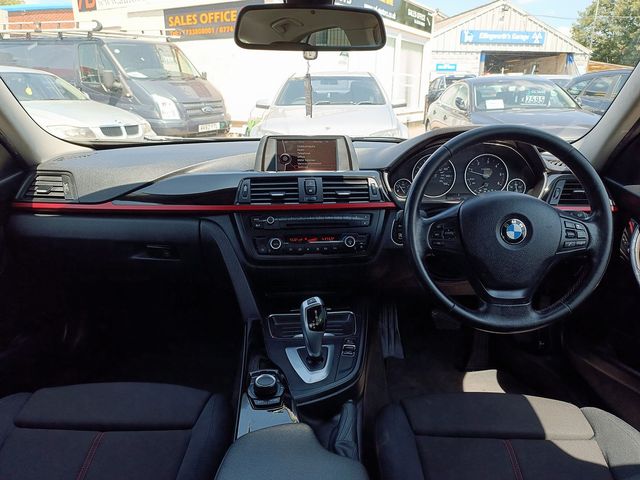 BMW 3 Series 320d SE (2012) - Picture 35