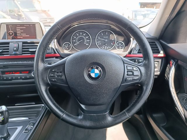 BMW 3 Series 320d SE (2012) - Picture 36