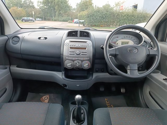 DAIHATSU Sirion 1.3 SE (2008) - Picture 36