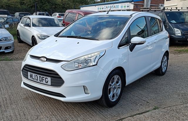 FORD B-Max 1.0T 100PS EcoBoost Zetec (2013) - Picture 3