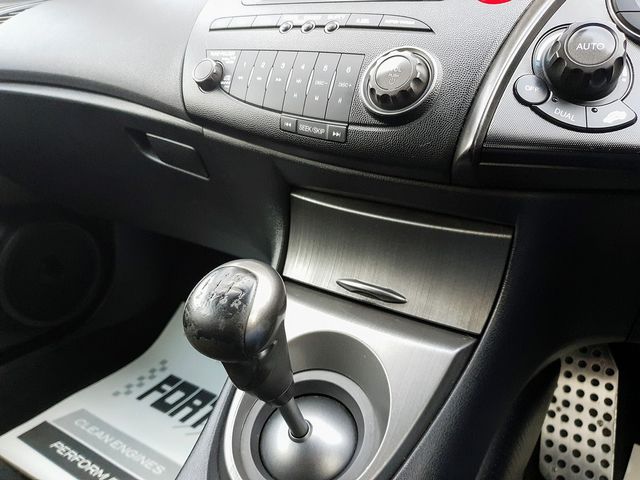 HONDA Civic 1.8 i-VTEC Type S GT (2011) - Picture 23