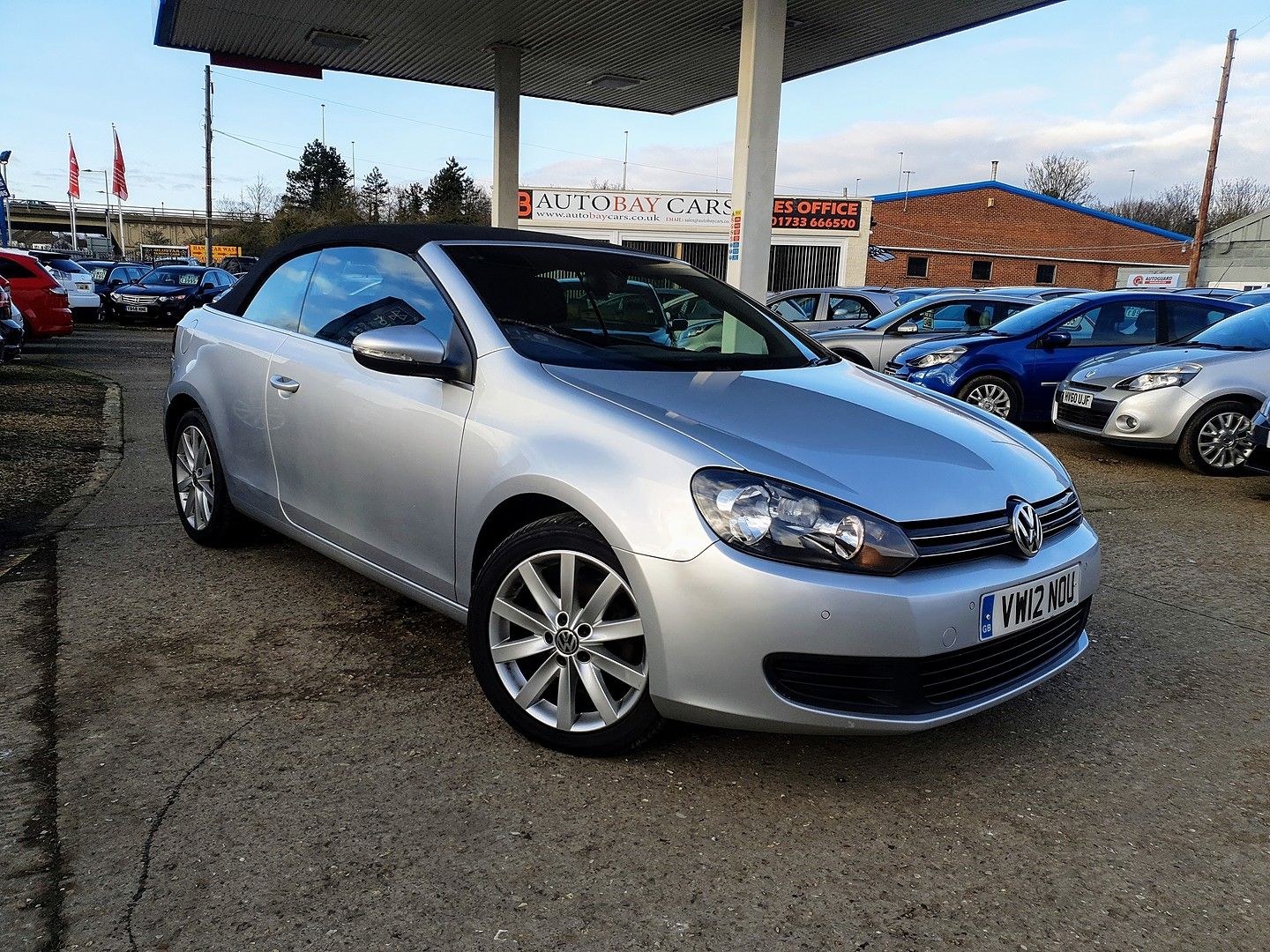 VOLKSWAGENGolfSE TDI Bluemotion Technology 1.6 105 PS for sale