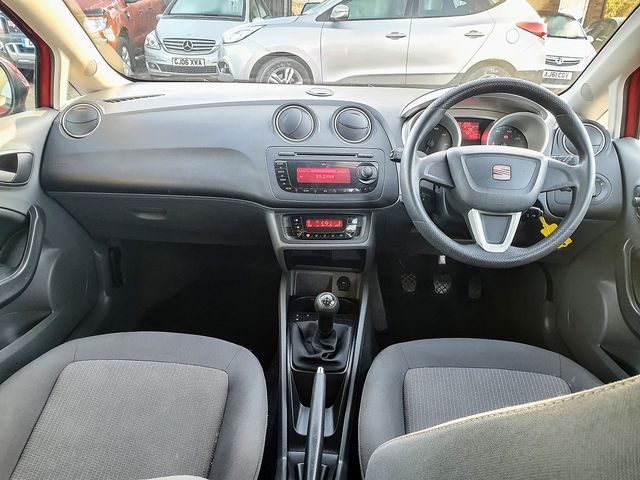 SEAT Ibiza 1.4 16v 85PS SE Chill (2011) - Picture 10