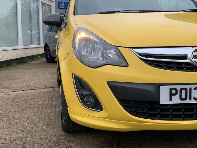 VAUXHALL Corsa LIMITED EDITION 1.2i 16v VVT (a/c) (2013) - Picture 8
