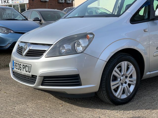 VAUXHALL Zafira Active 1.6i 16v (2006) - Picture 8