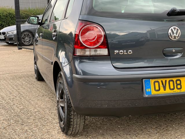 VOLKSWAGEN Polo 1.2 70 PS E (2008) - Picture 5