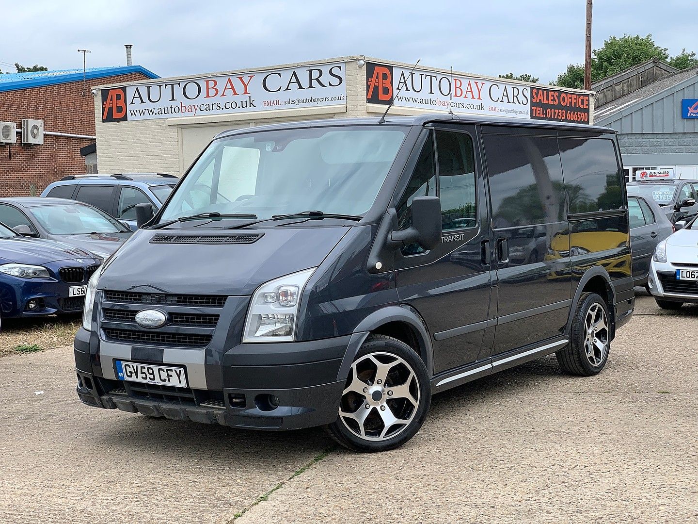 FORDTransit2.2TDCi 140PS 330 SWB Low Roof for sale