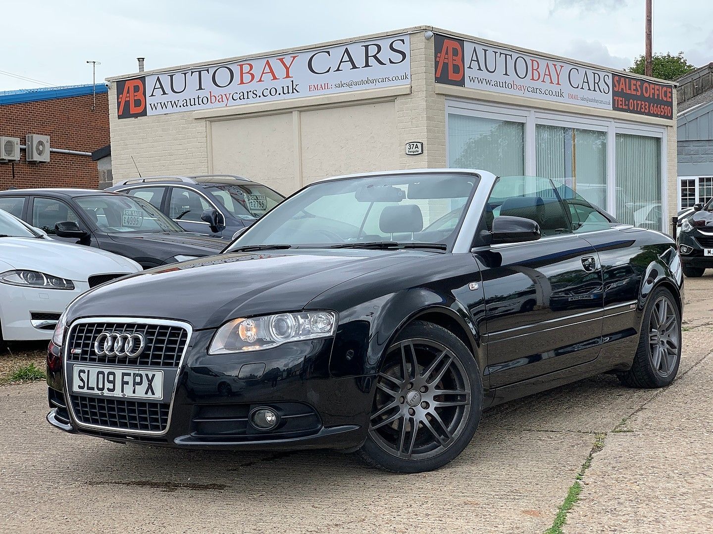 AUDIA42.0 TDI S line for sale