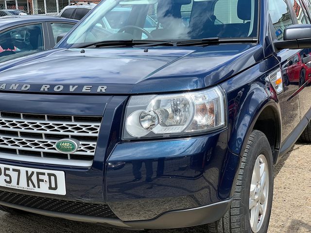 LAND ROVER Freelander 2 TD4 S (2007) - Picture 8