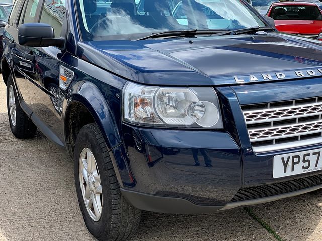 LAND ROVER Freelander 2 TD4 S (2007) - Picture 9