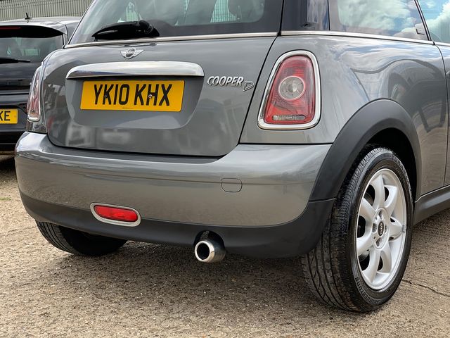 MINI MINI Cooper D Graphite (2010) - Picture 6