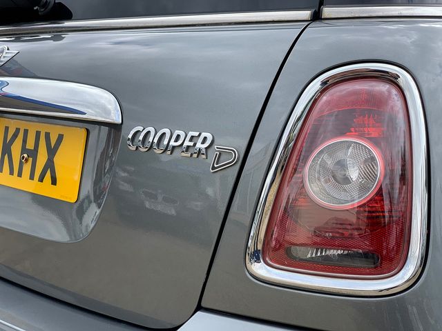 MINI MINI Cooper D Graphite (2010) - Picture 7