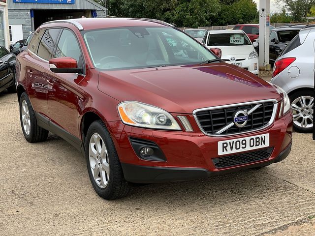 VOLVO XC60 D5 AWD (205 bhp) SE Lux (2009) - Picture 2