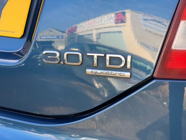 AUDI A6 3.0TDI quattro SE Tiptronic (2004) - Picture 7