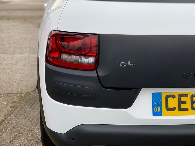 CITROEN C4 Cactus PureTech 82 manual Flair (2015) - Picture 5